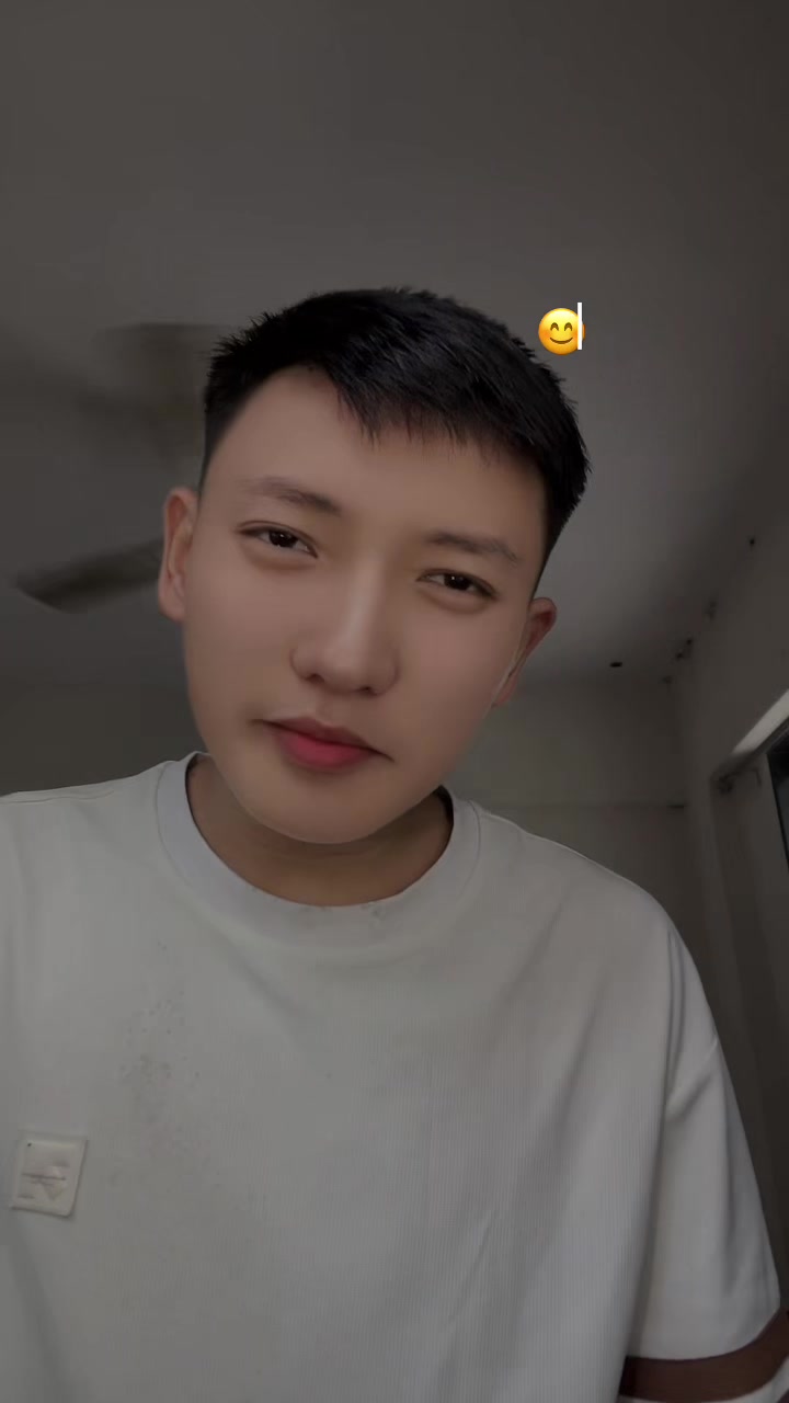 @𝐌𝐫.𝐀𝐧𝐣𝐚𝐧💝🍀