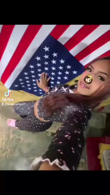 @la ni&ntilde;a Oriana