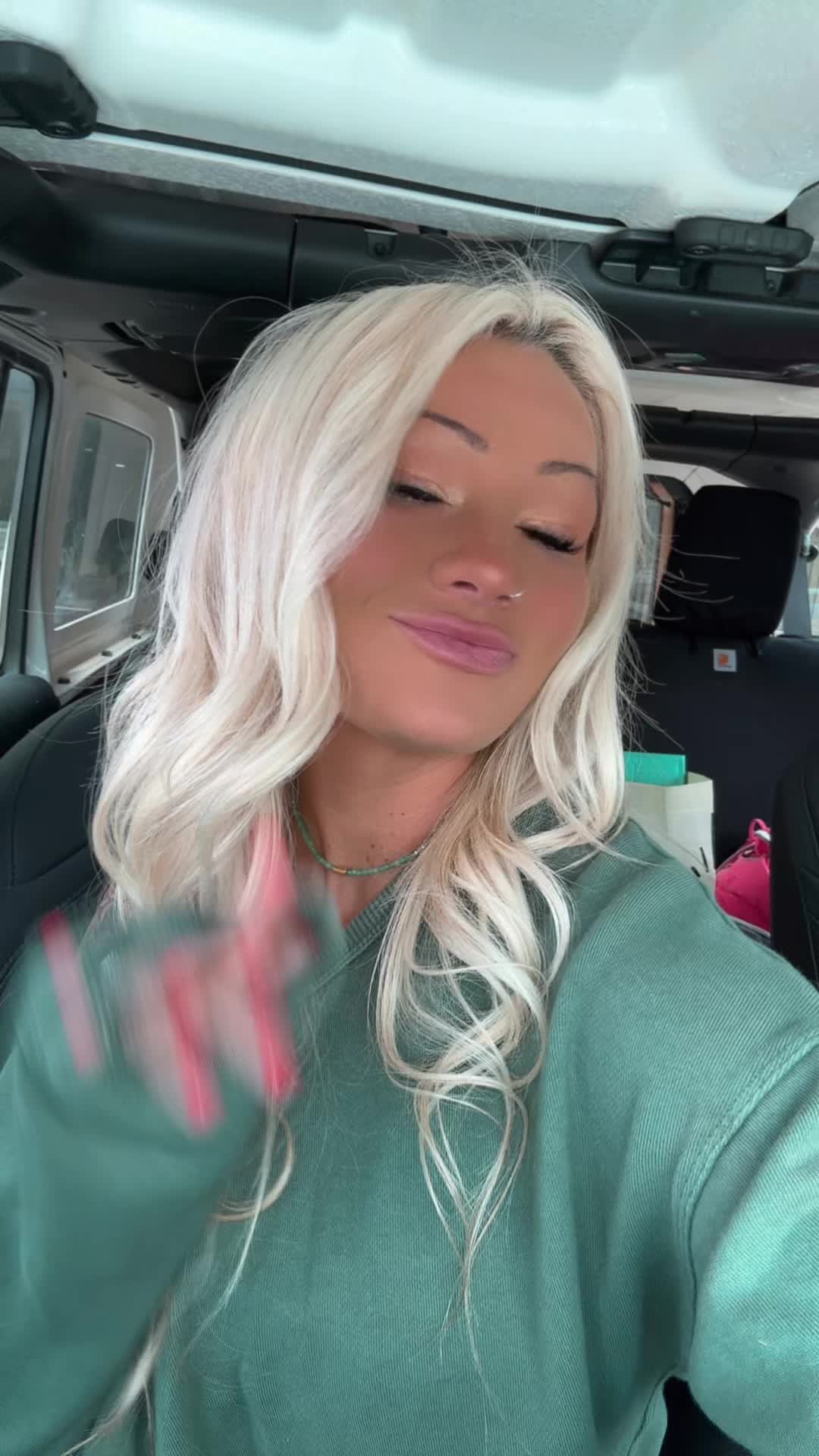 @Bai