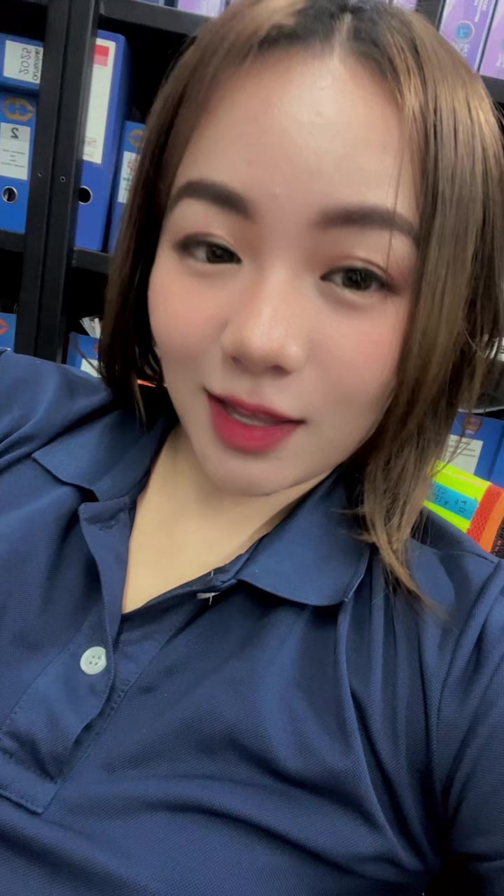 @justangelaello_