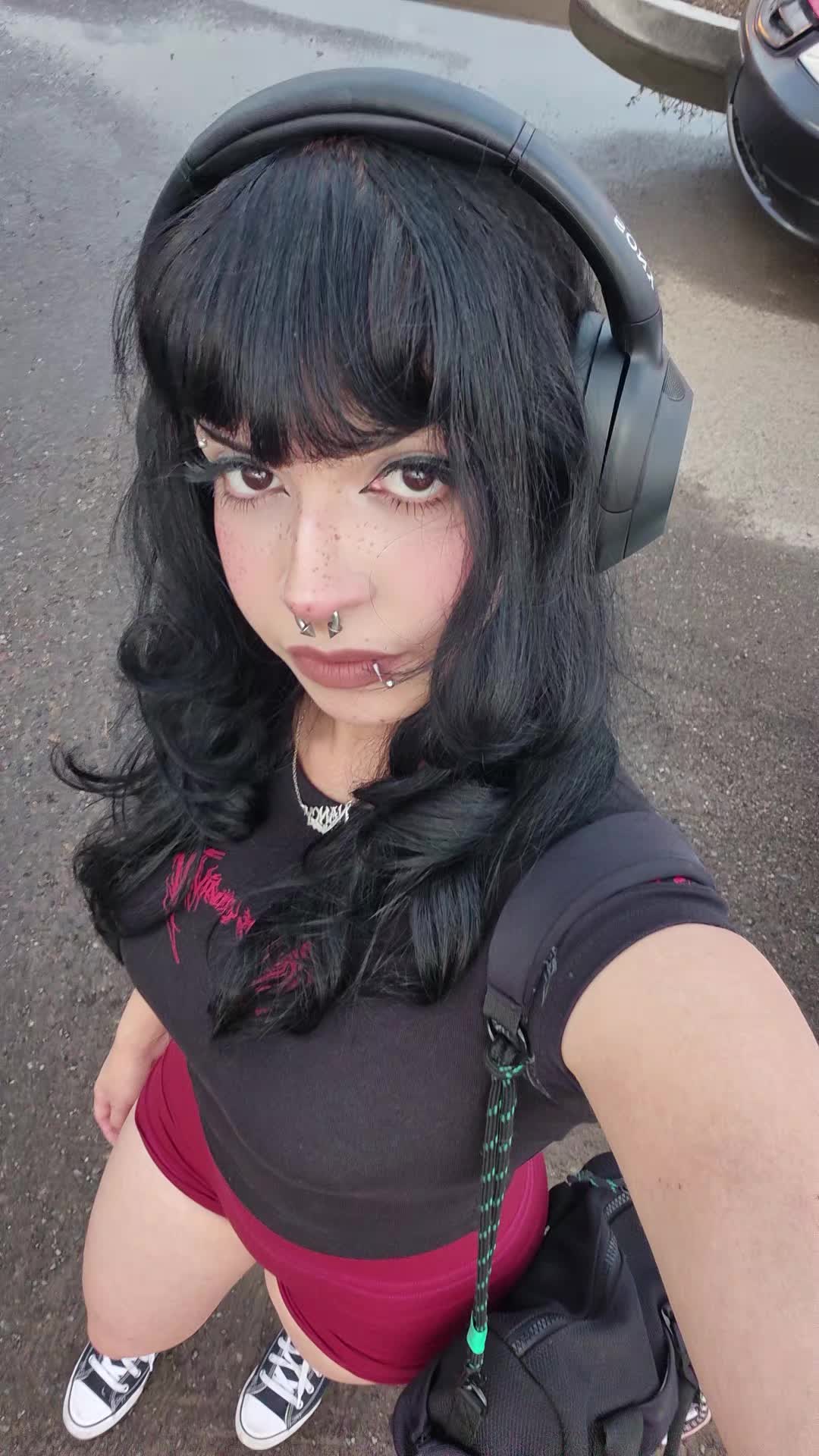 @Miss Dracula