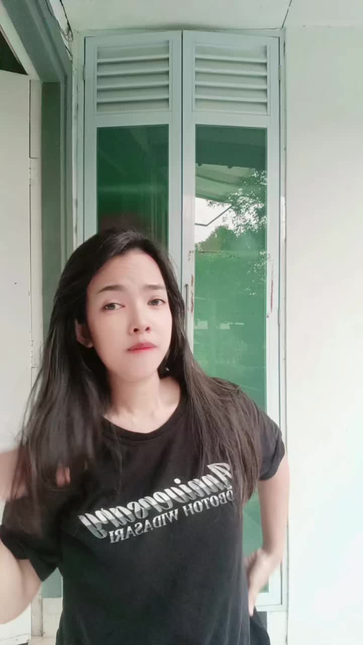 @𝘿𝙄𝙉𝙊𝙇