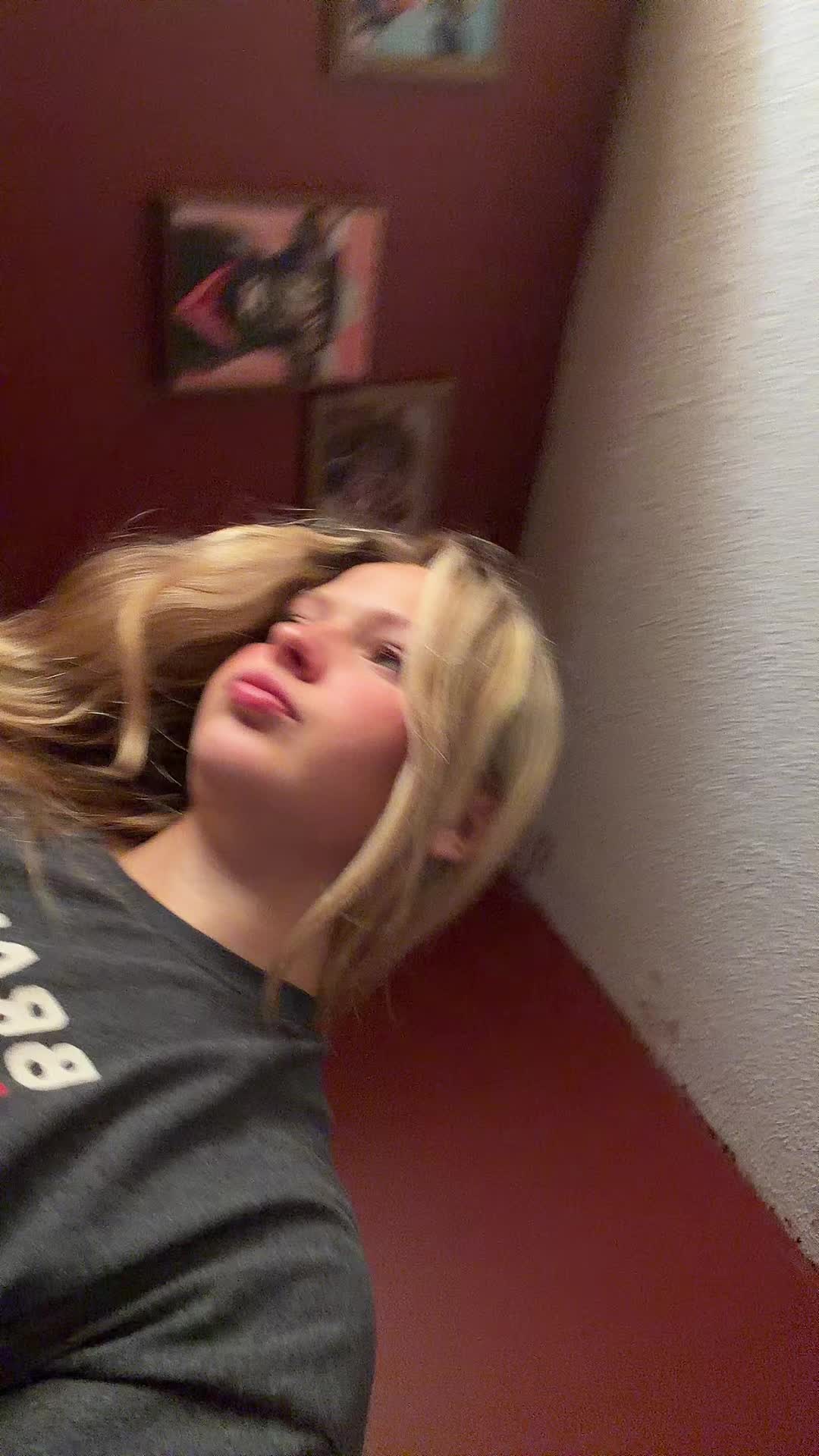 @robertsmariah103