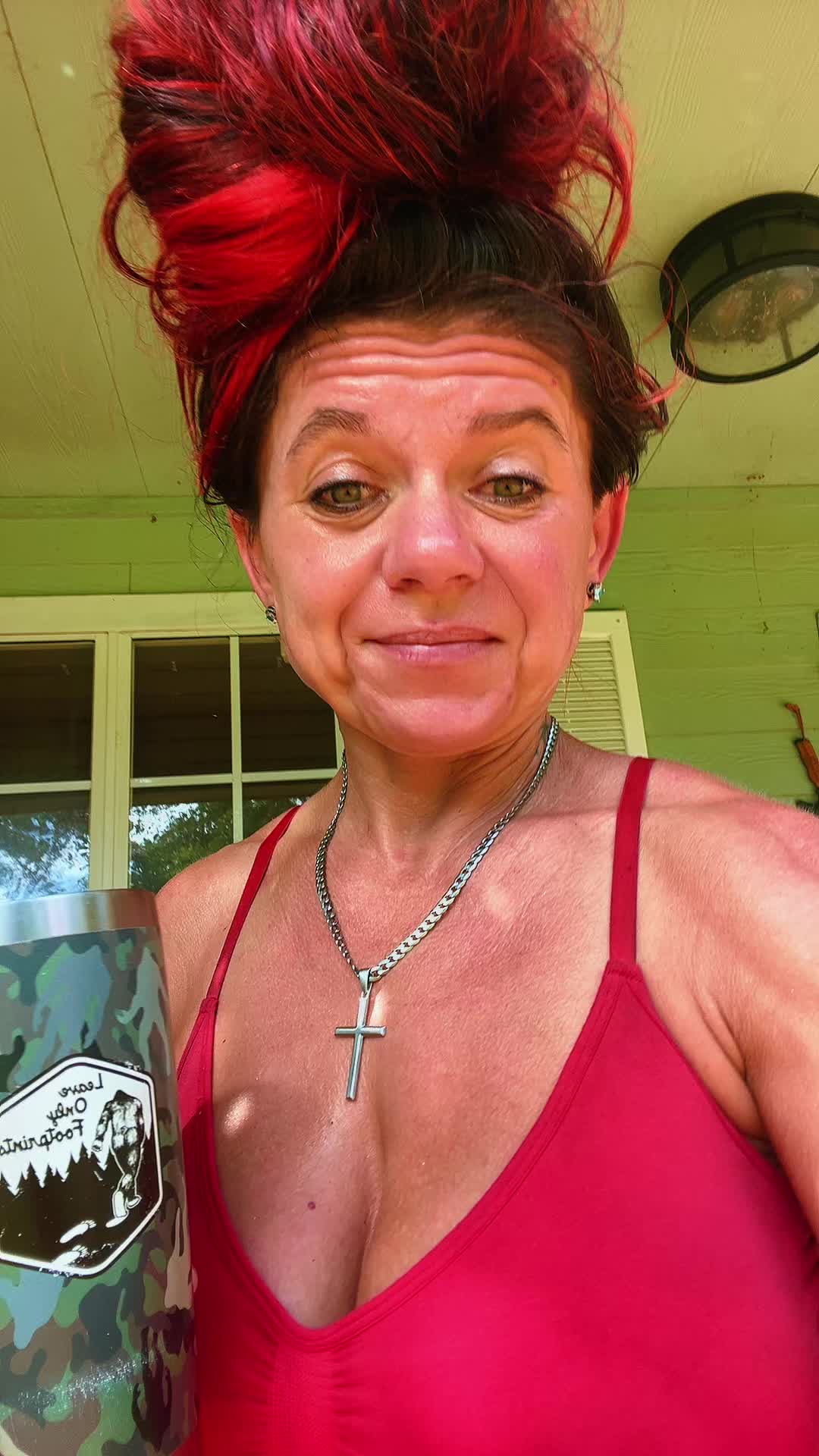 @RedneckBaddie