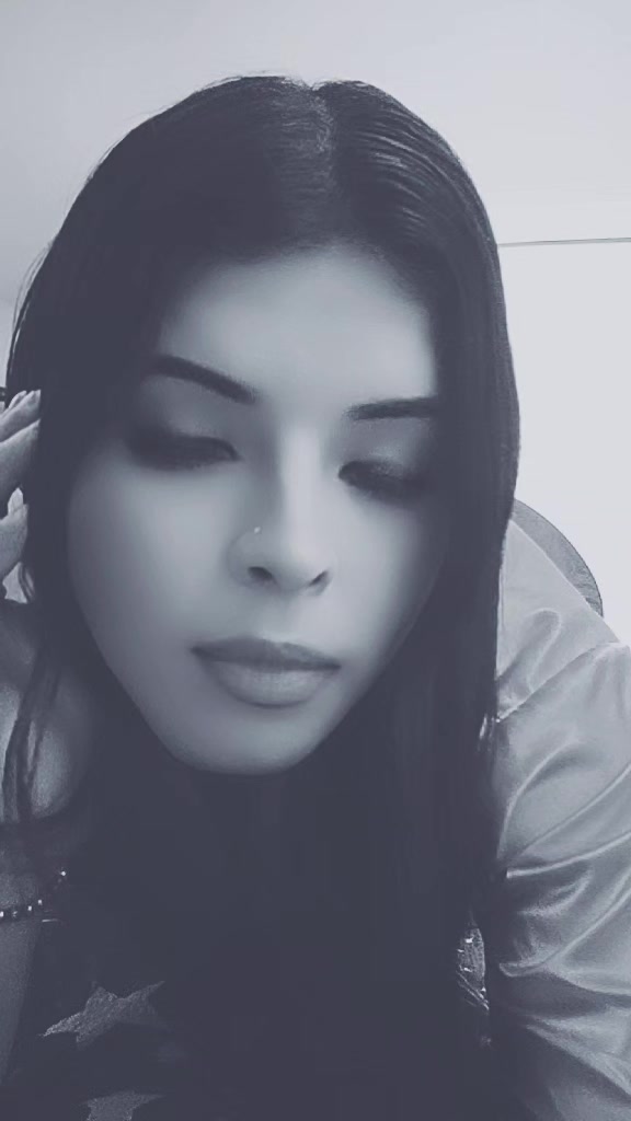 @Mariana Antoneli🇻🇪🇨🇱🏳️⚧️
