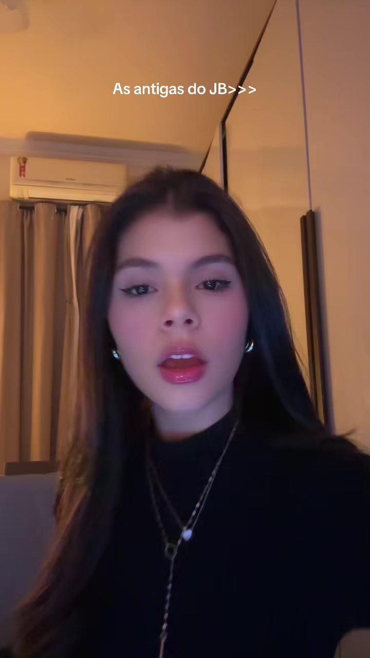 @Ágata Pietra Alves