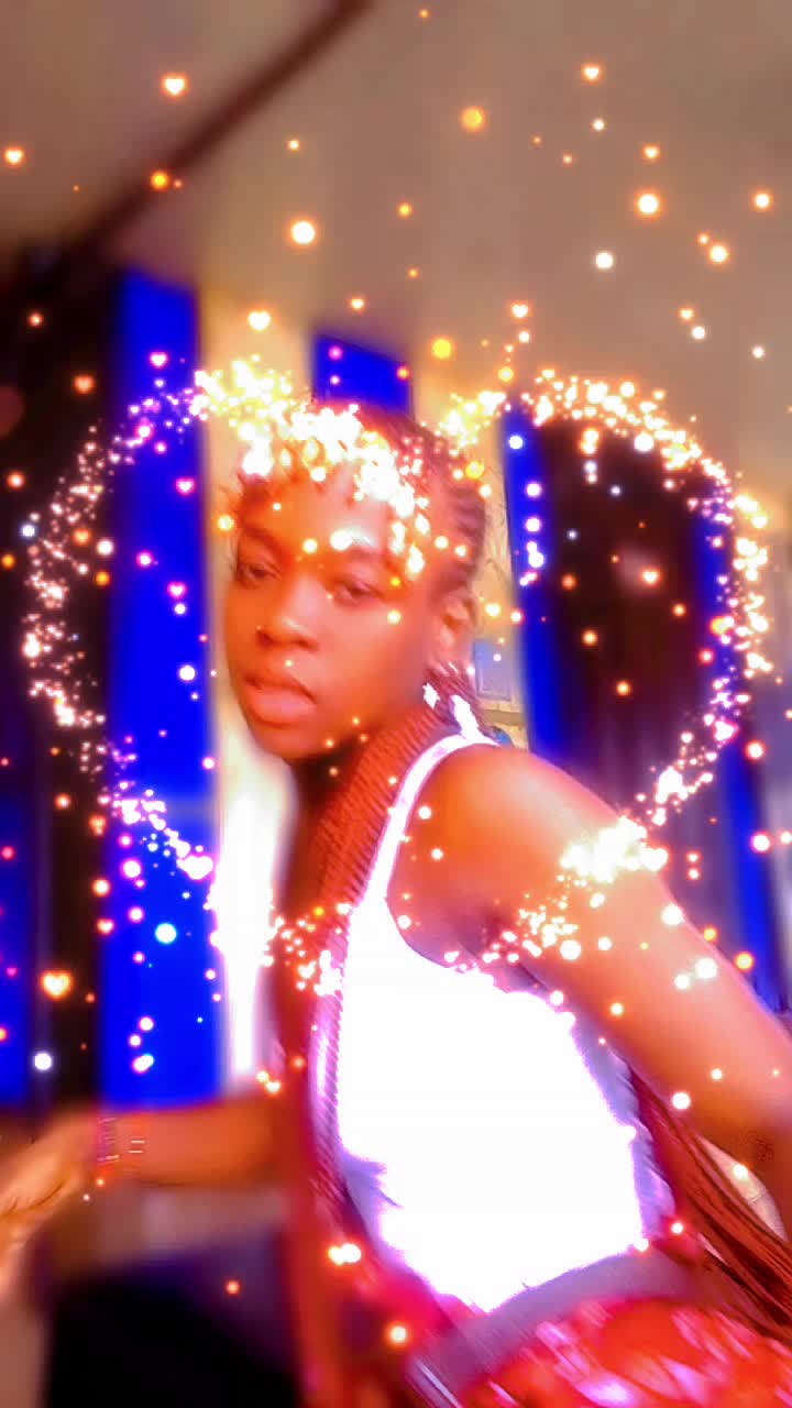@Oxiana Konan