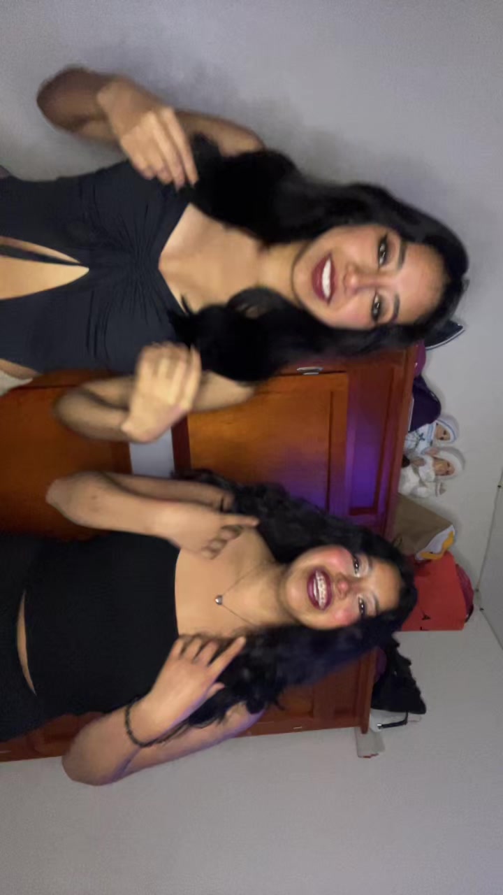 @Beth 🦂