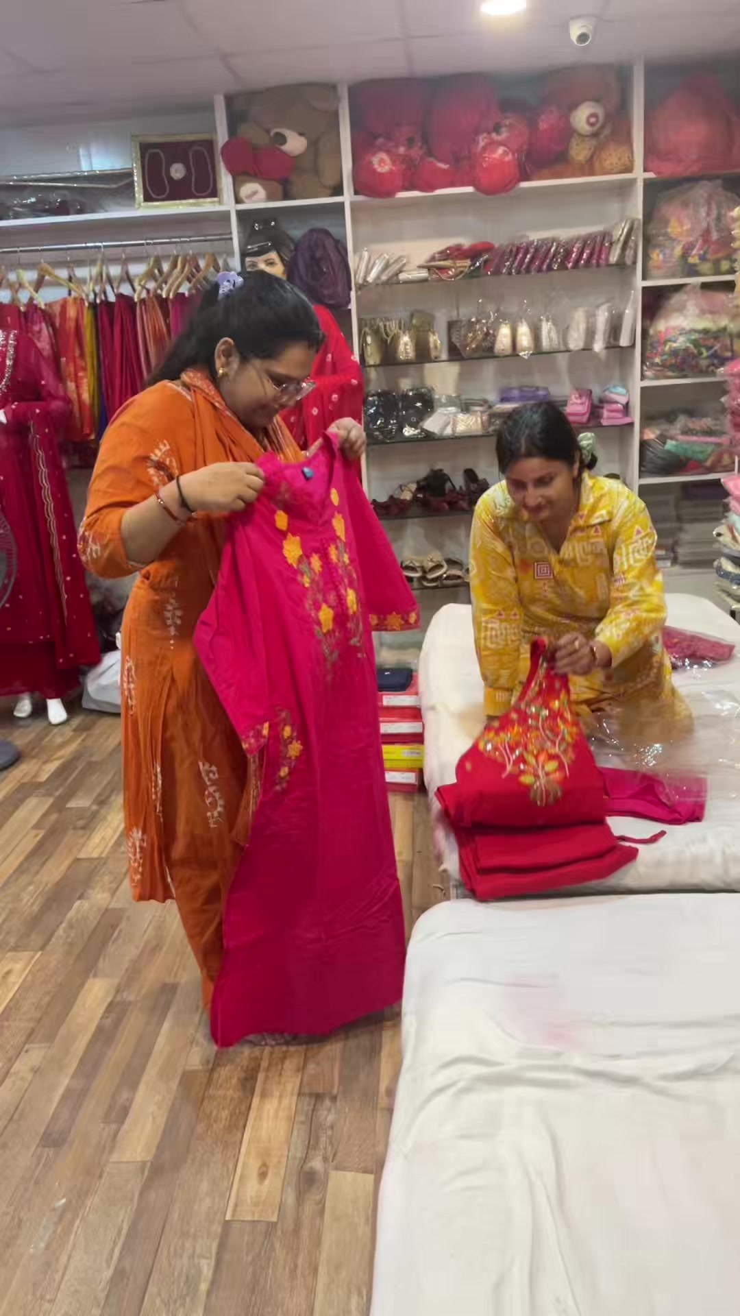 @Aaradhya Shringaar Mahendranga