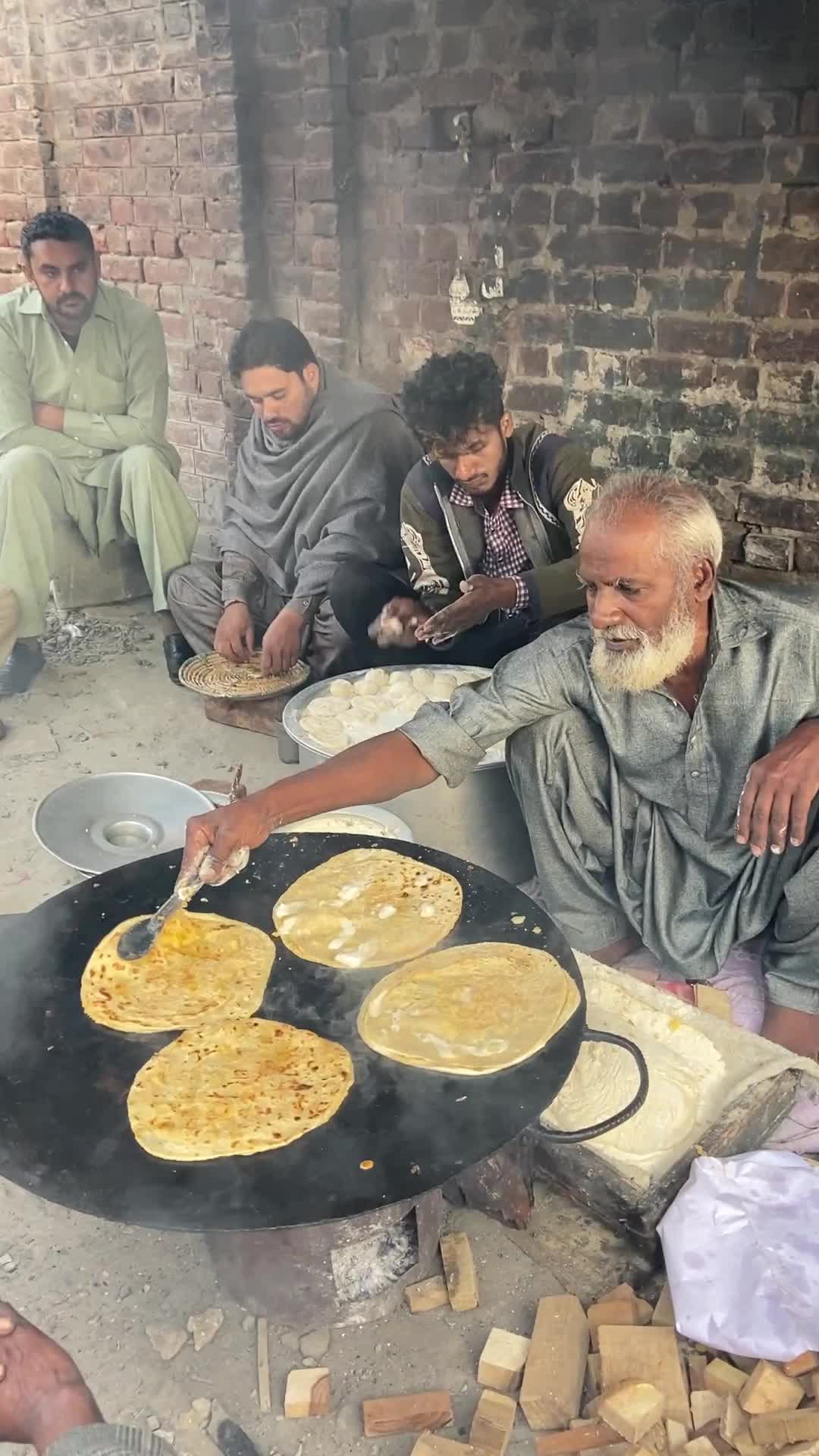 @Yadgar Street food
