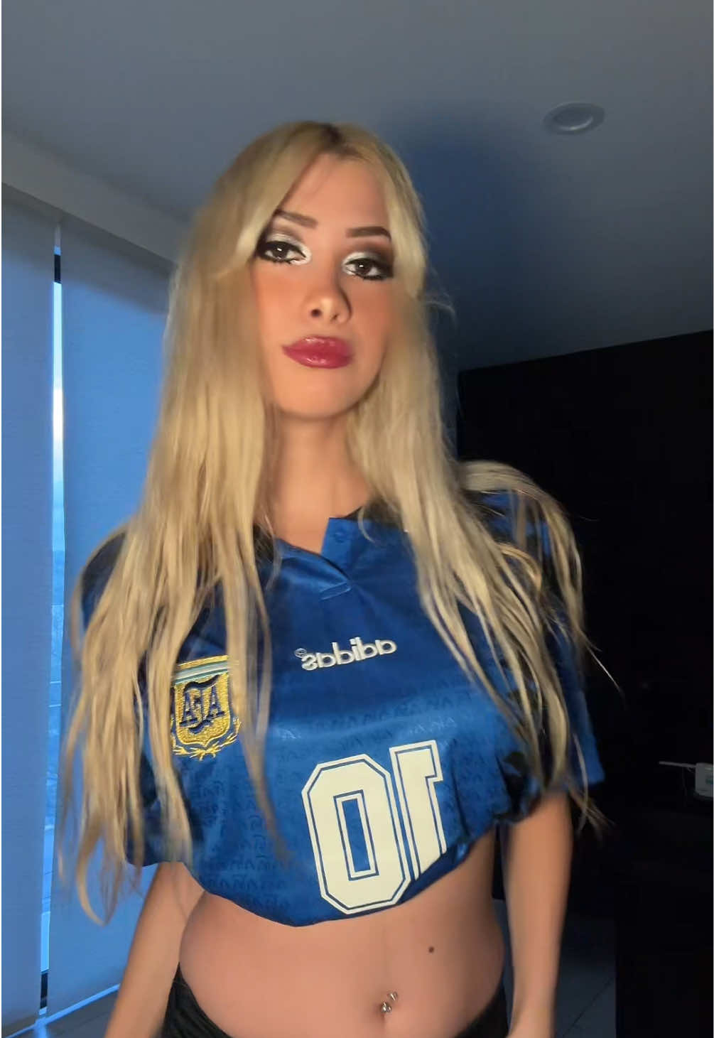 @Deborha Zugueidy