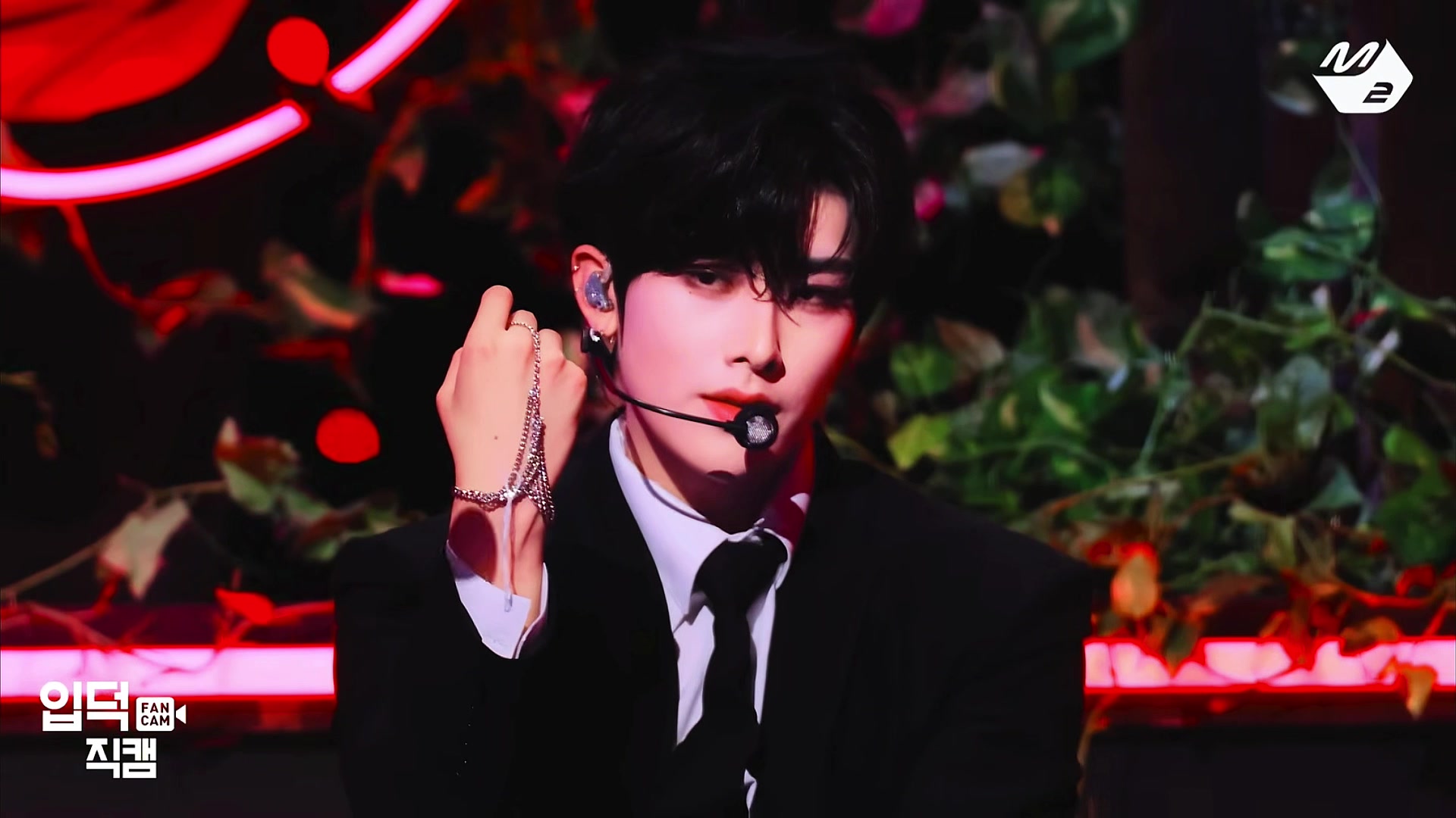 @ᗰIᗰI._.
