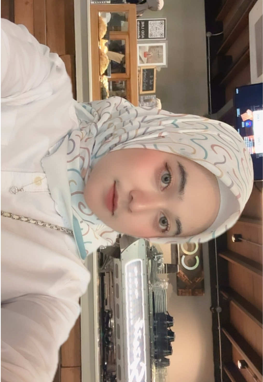 @𝗔𝗾𝗶𝗹𝗮 &hearts;︎