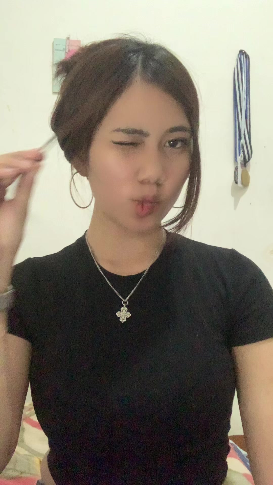 @r