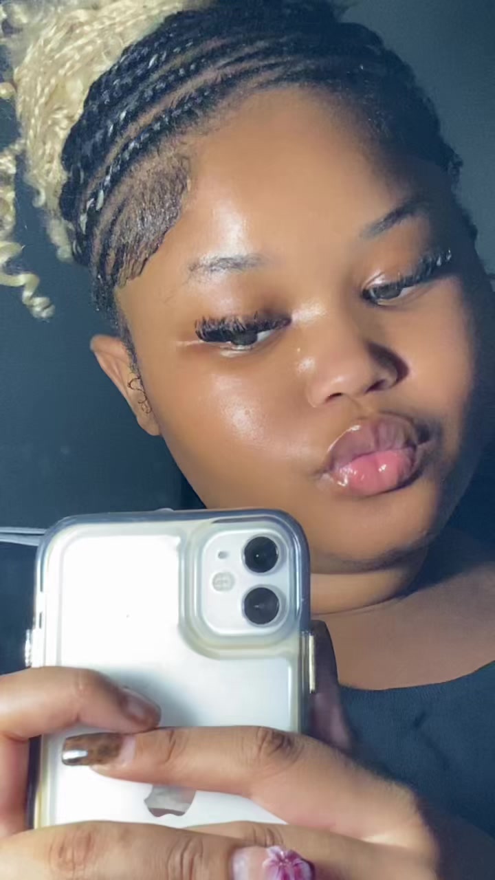 @lovely_lolo