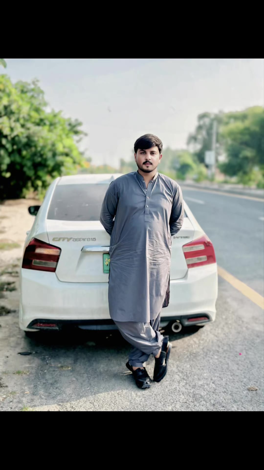@MALIK AWAIS