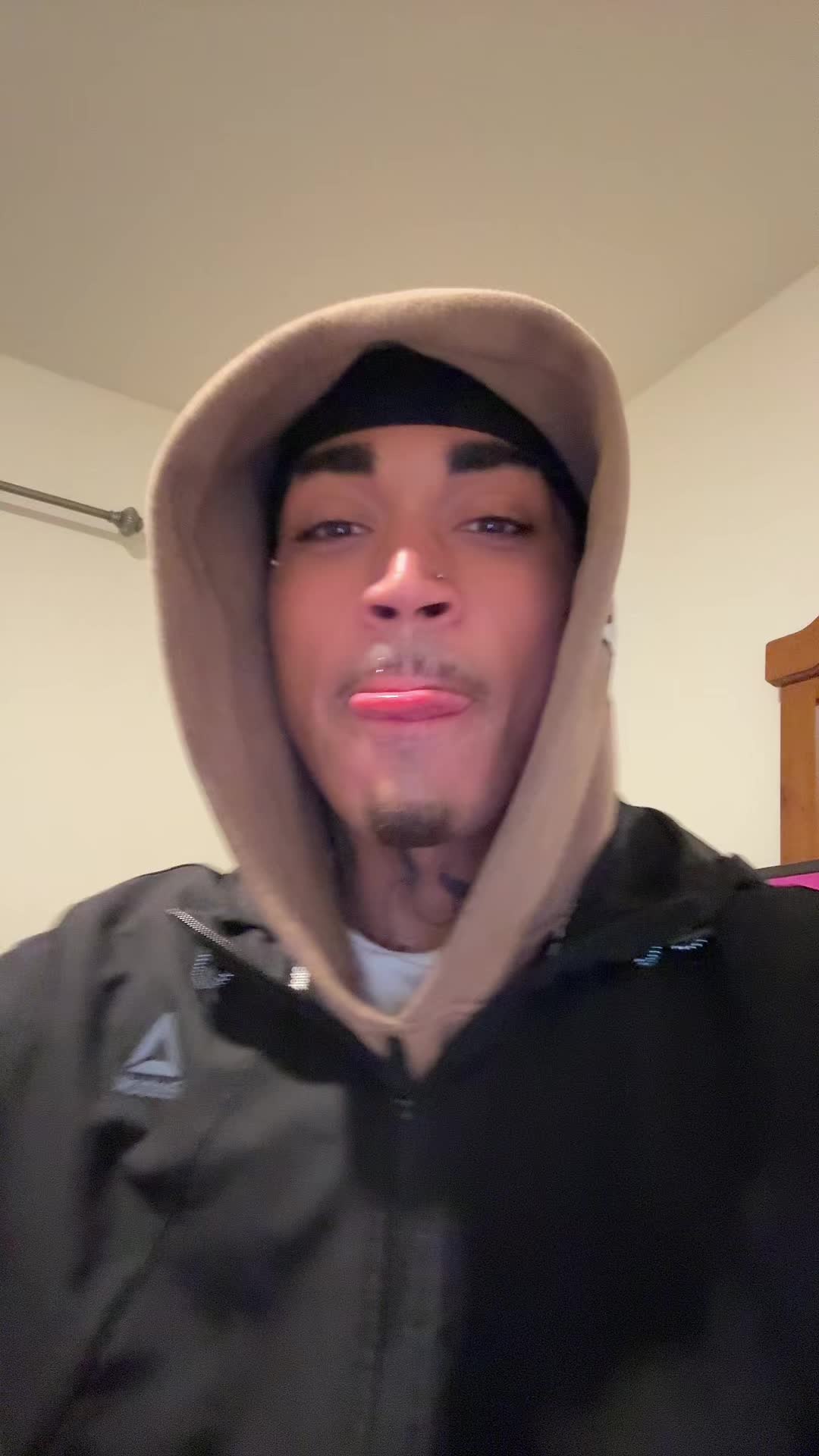 @โ