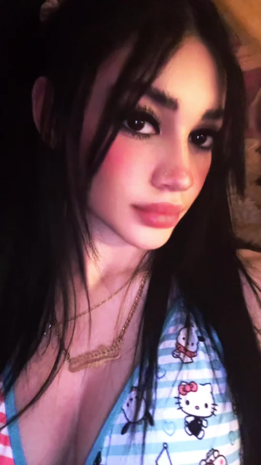 @Bombshell.com🐬🦋🎨💘💎