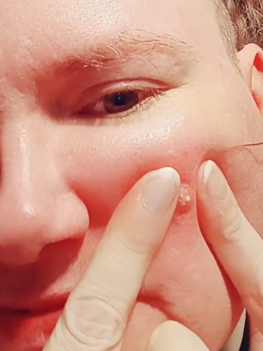 @GlitteryGlowy