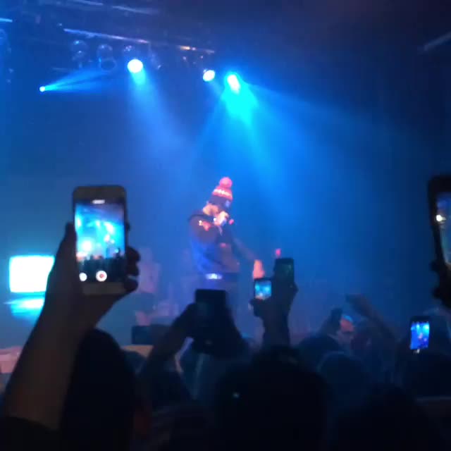 @sam<3