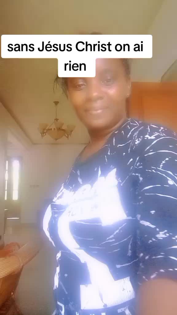 @Lucr&egrave;ce love