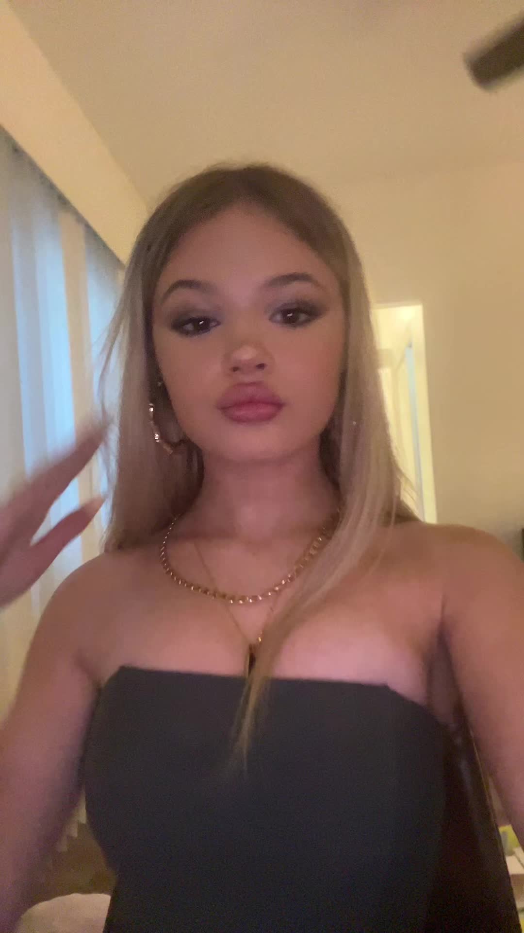 @💋