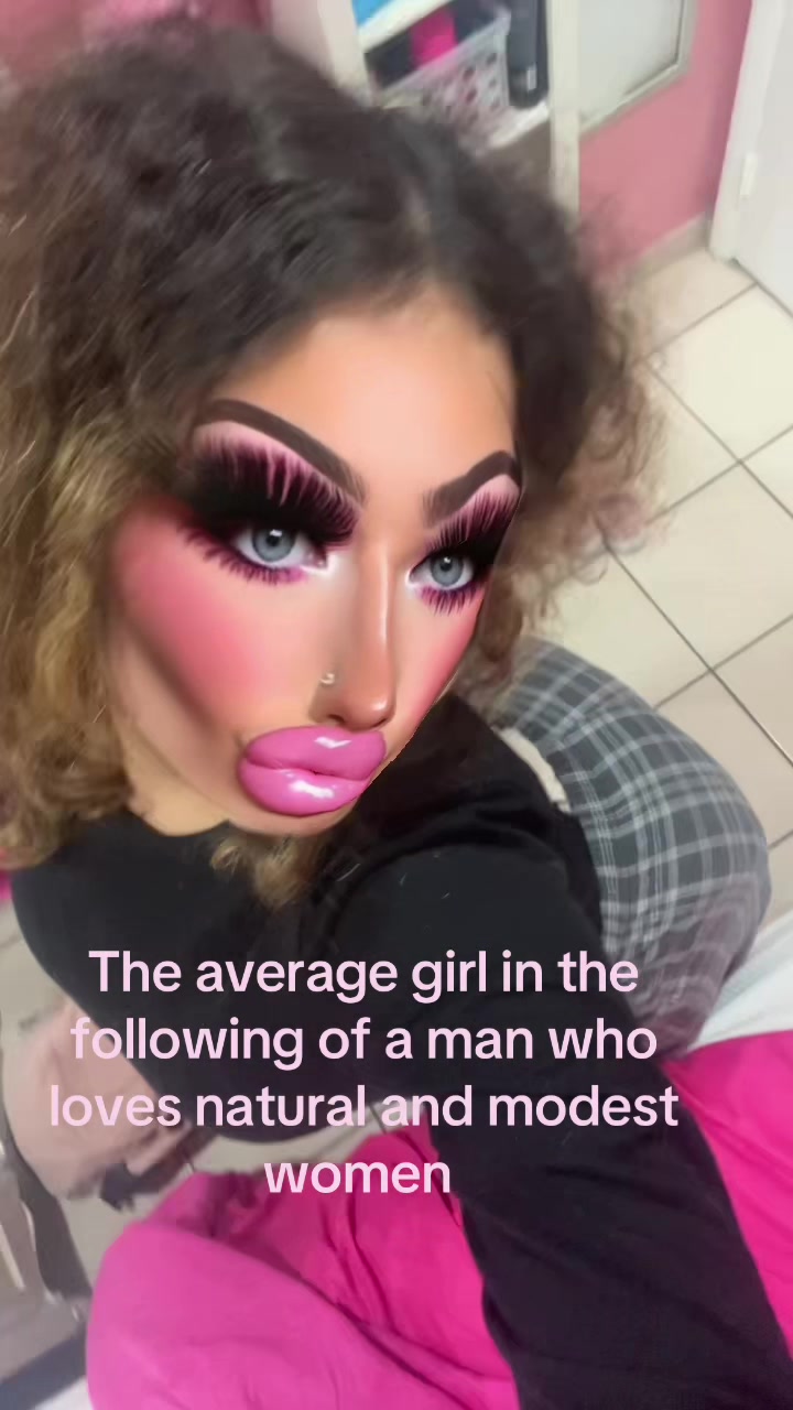 @holaesclara