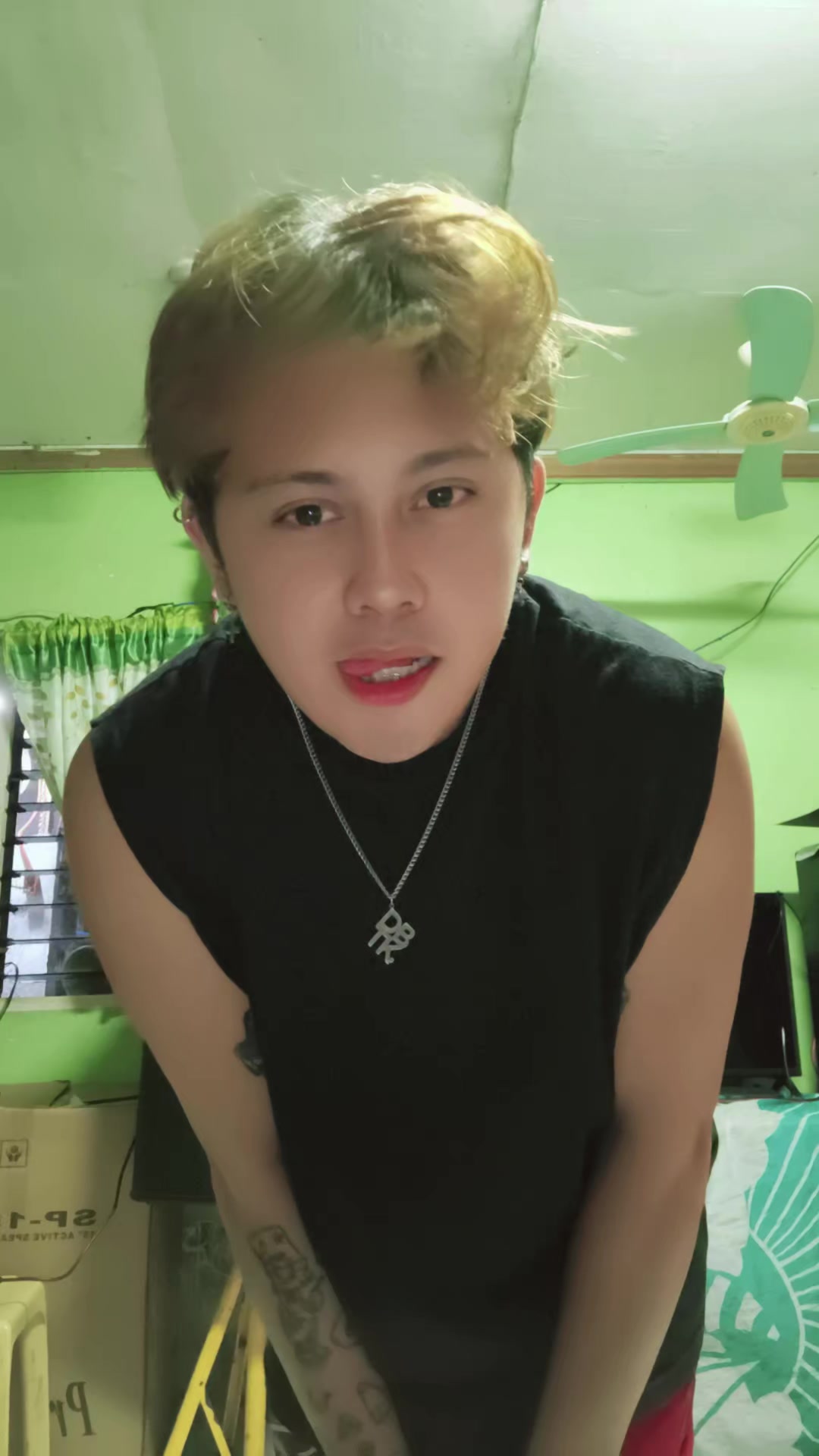 @Jhyct