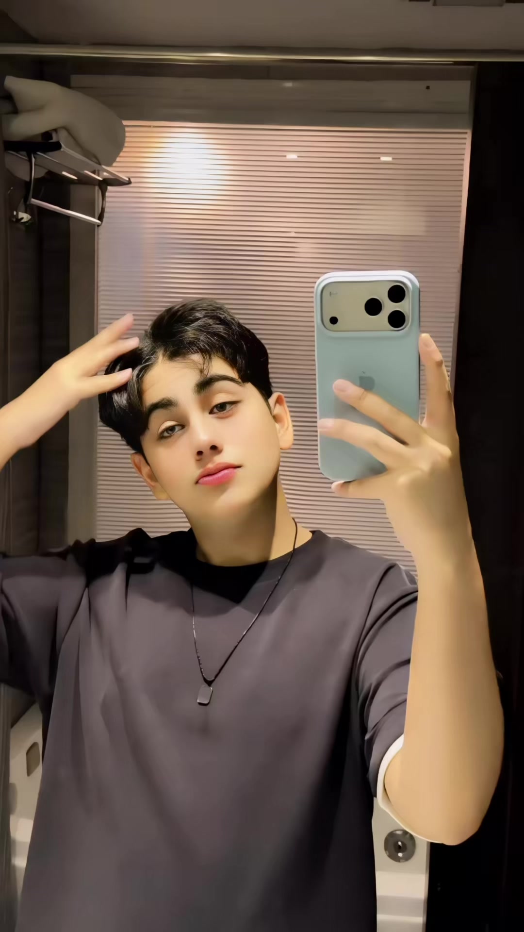 @𝙃𝙚: 𝘼  𝙒𝙊𝙇𝙁 🐺🥵