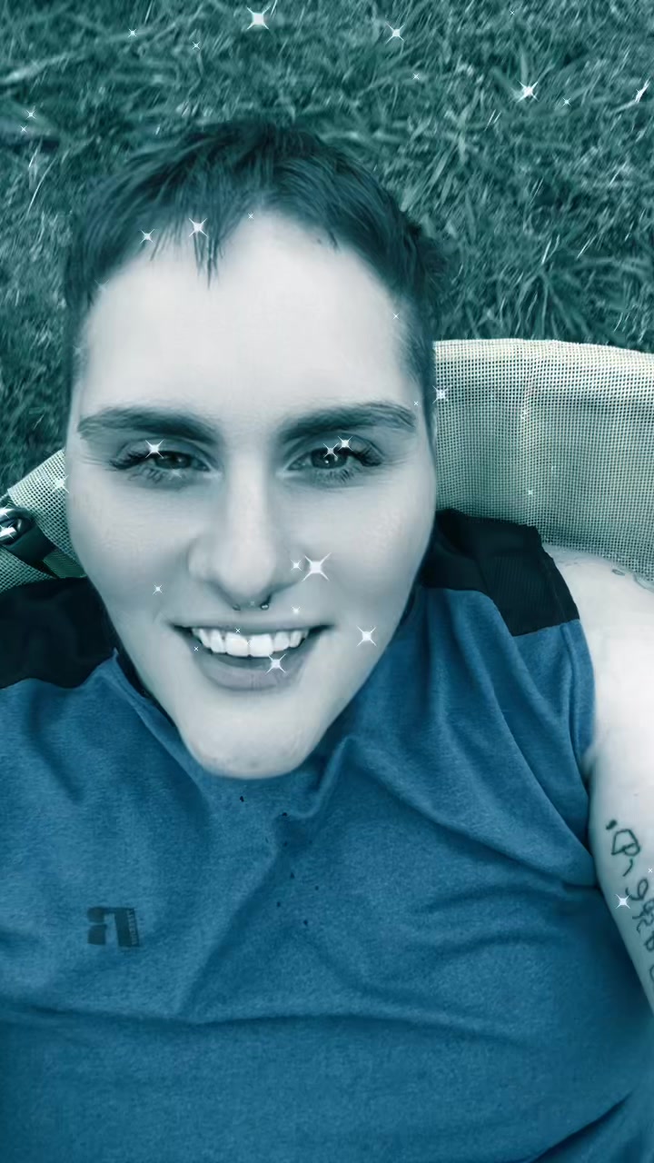 @👑queen👑_psycho_gremlin32