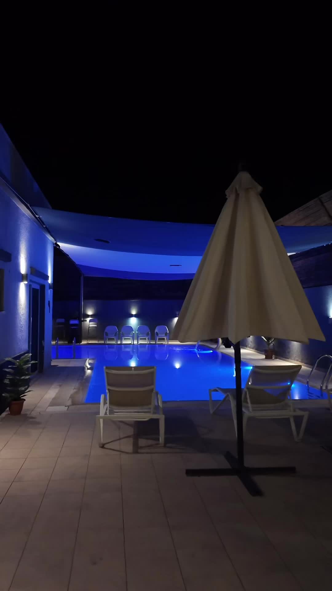 @فلل وشاليهات عطر الشام🏡