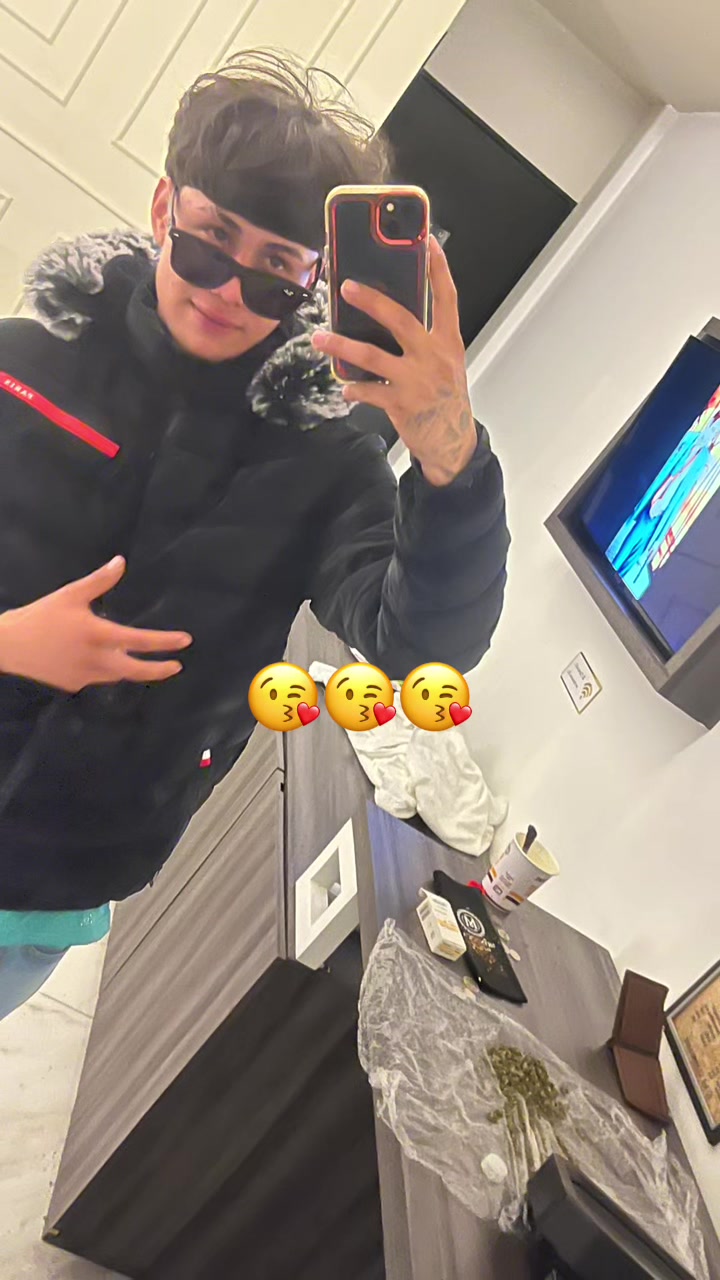 @_Esquivel__Oficial__