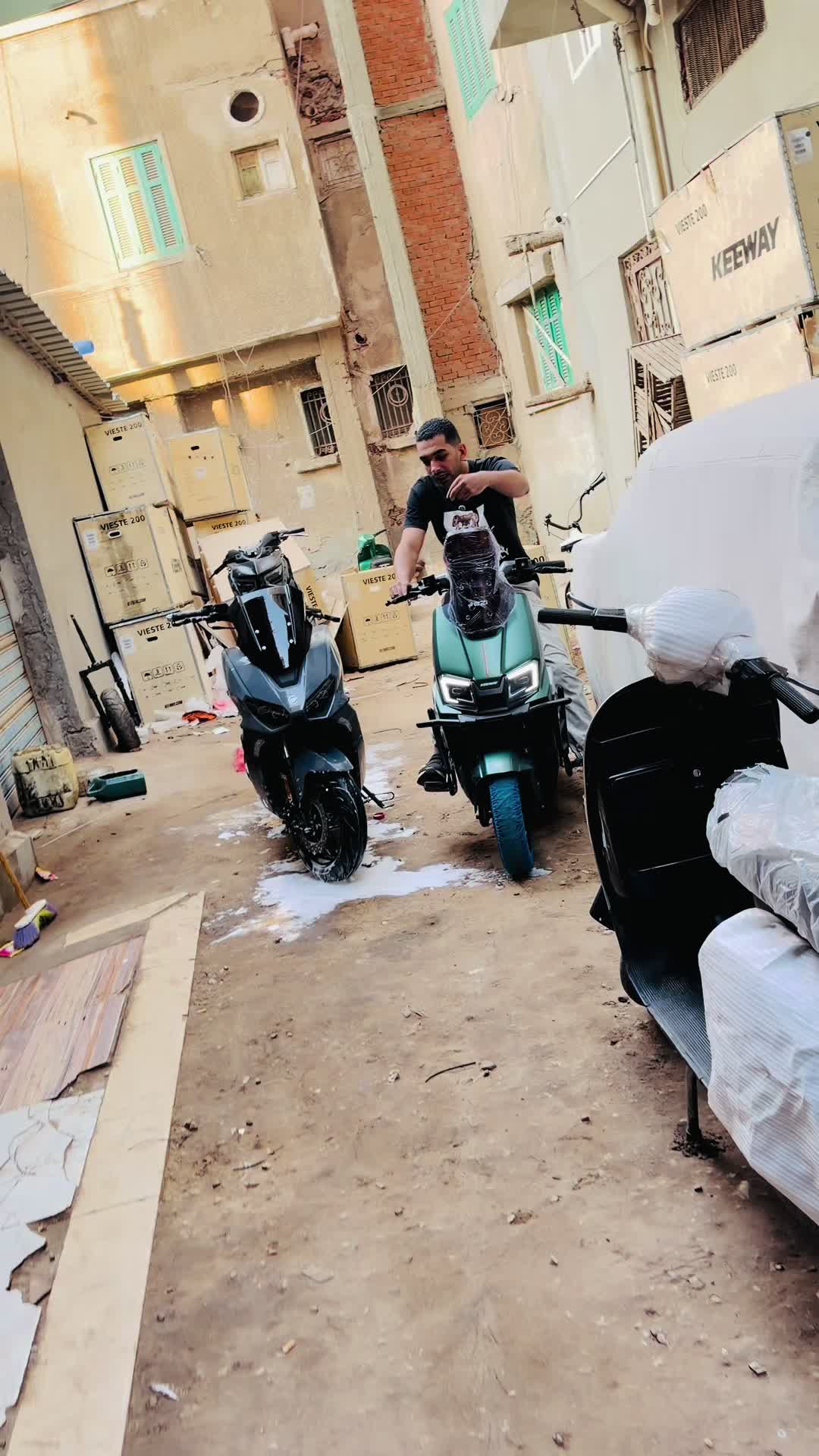 @اسكوتر الشريف غني عن التعريف