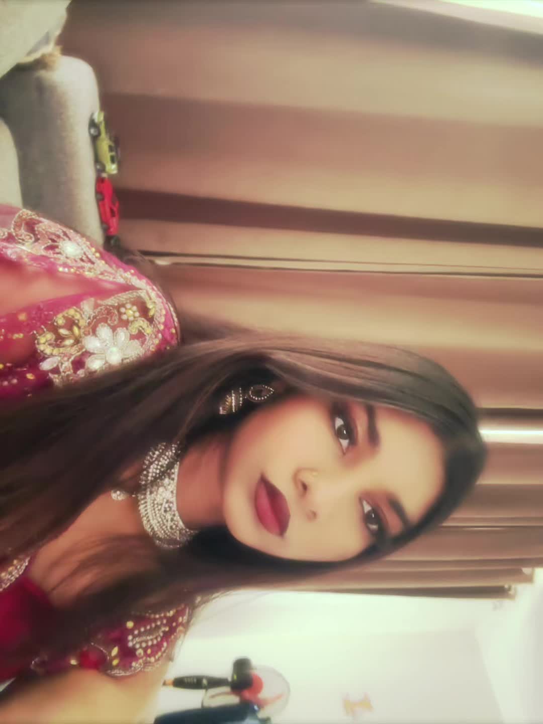 @Richa🪬