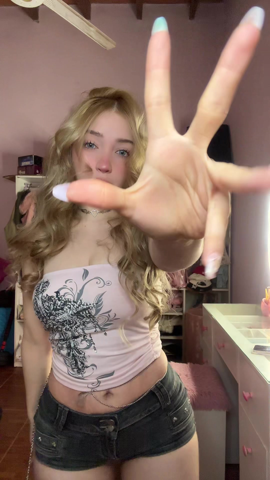 @anzethi