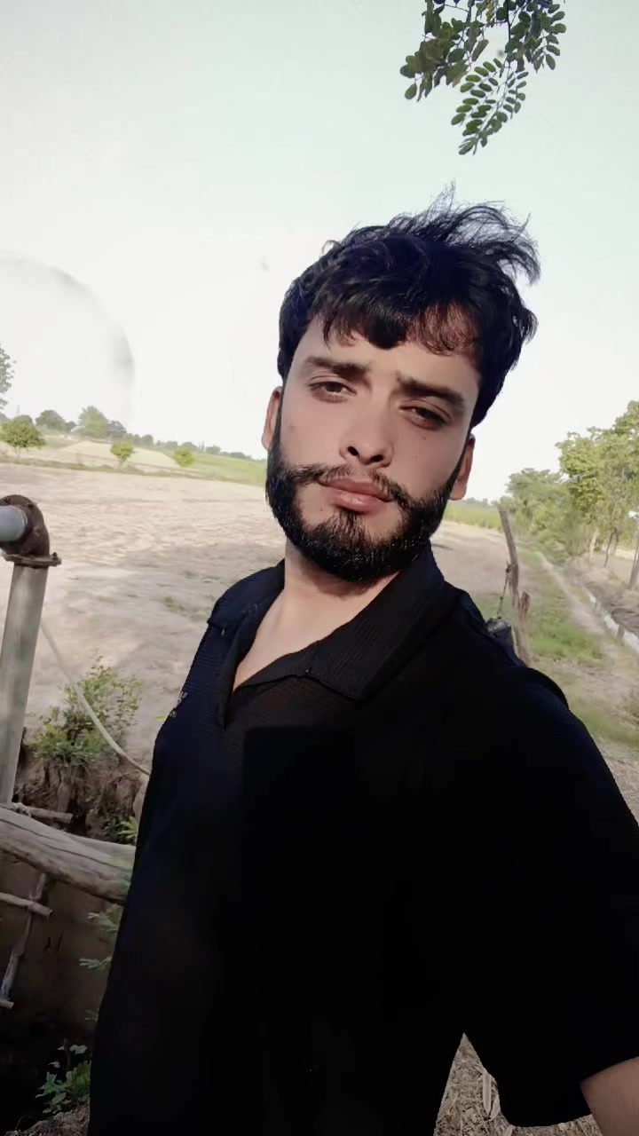 @𝙐𝙢𝙞𝙞𝙞...