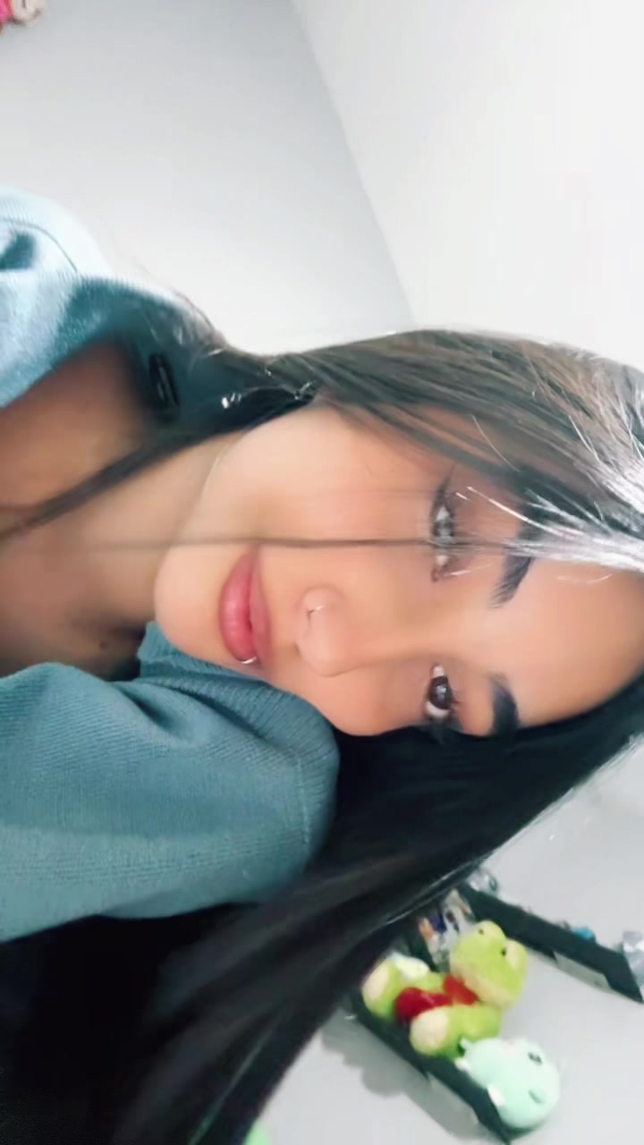 @𝒮𝑜𝒻𝒾𝒶