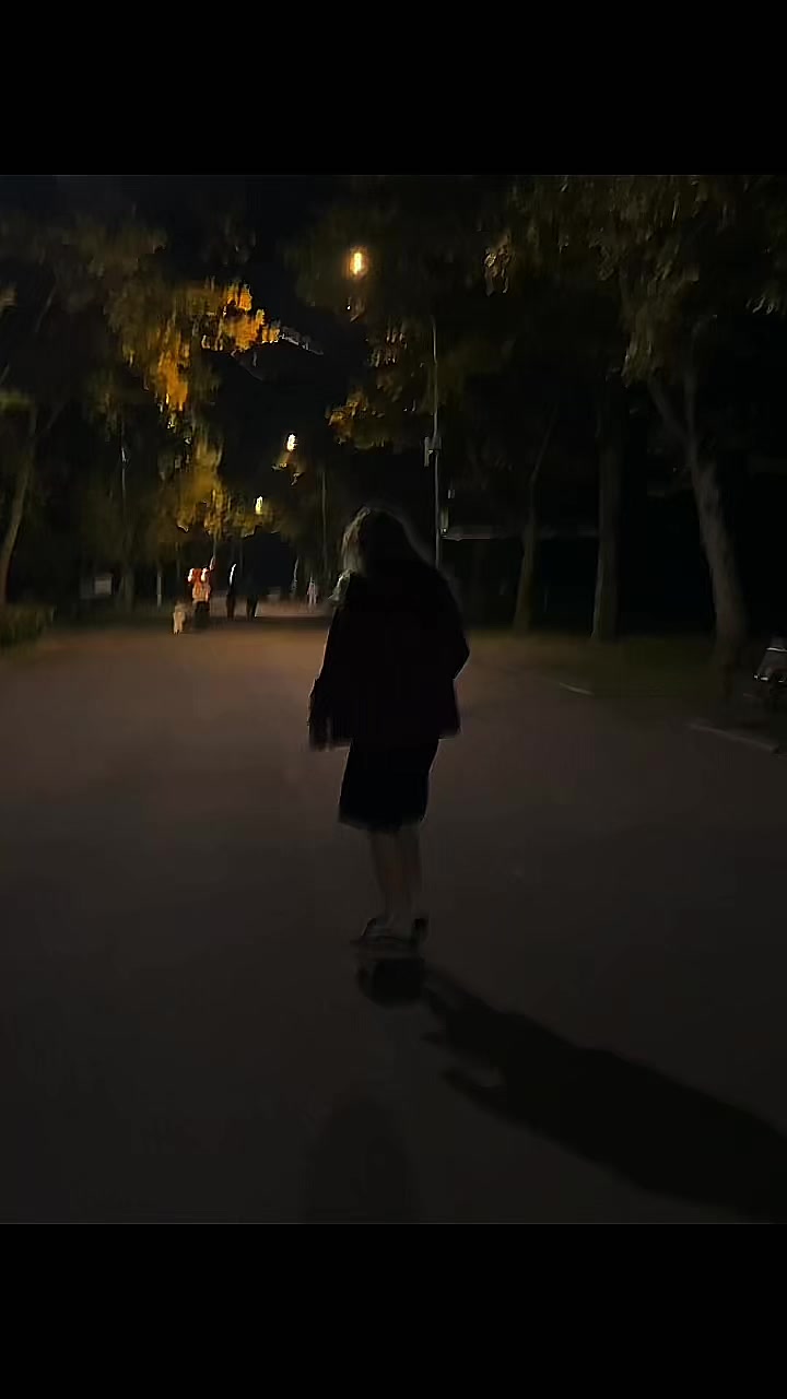 @Скейтерша