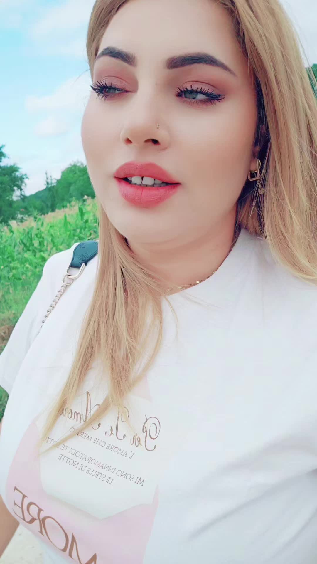@Véro🐞🌹