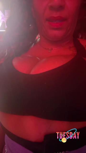 @Queenin4Fitness