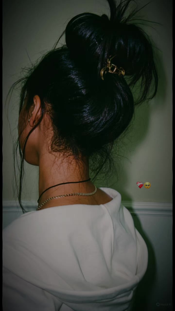 @𝕪𝕖𝕟𝕖11:11🇨🇵🤏