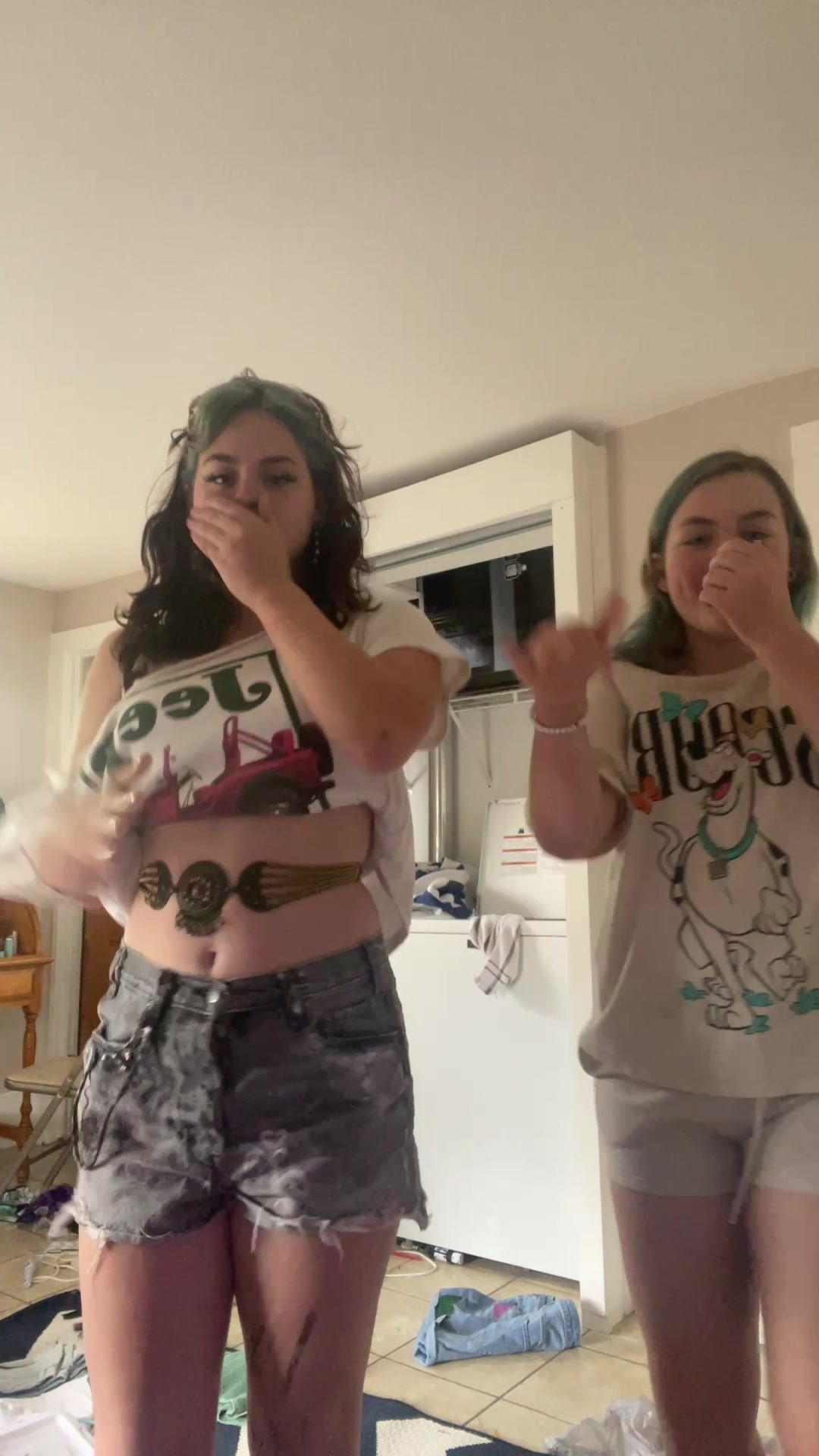 @I-fucking-hate-my-life-💕