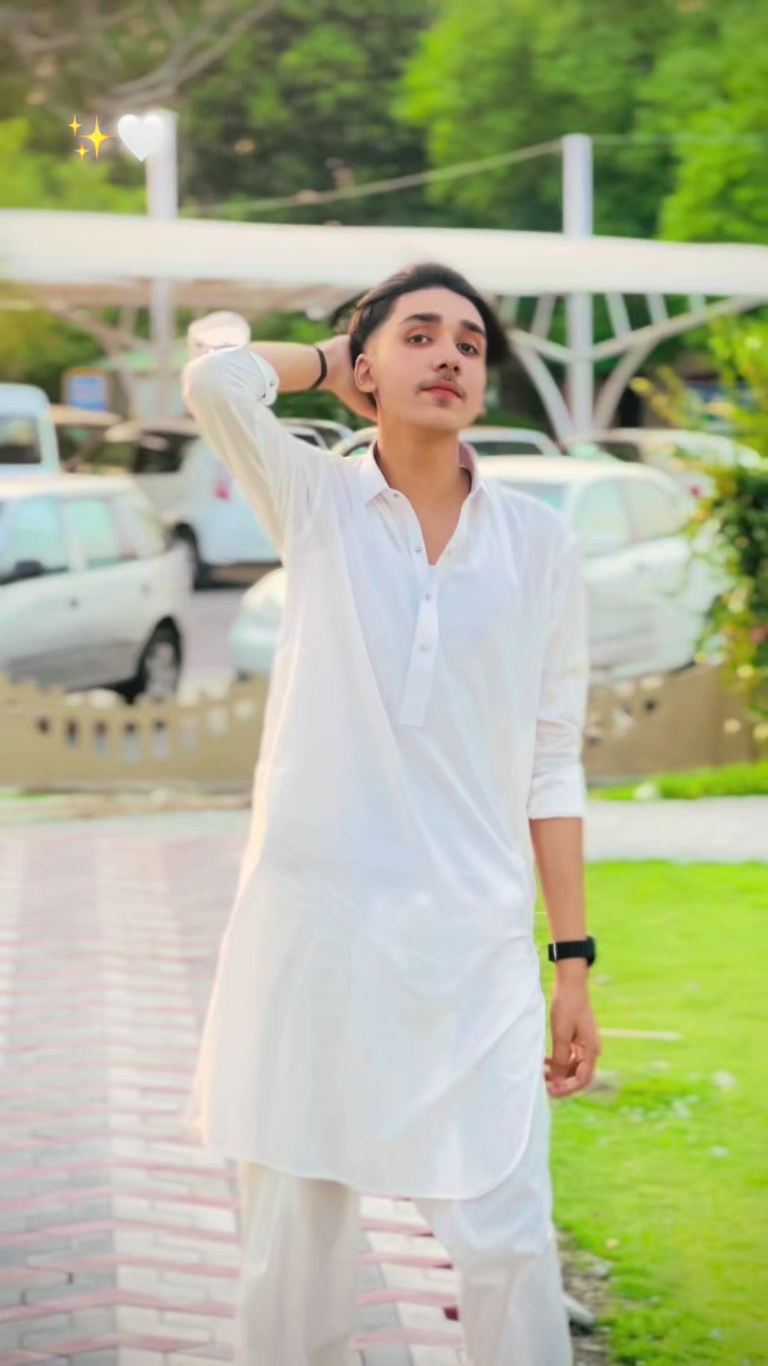 @𝑹𝑨𝒁𝒊𝒊𝒊  🤭