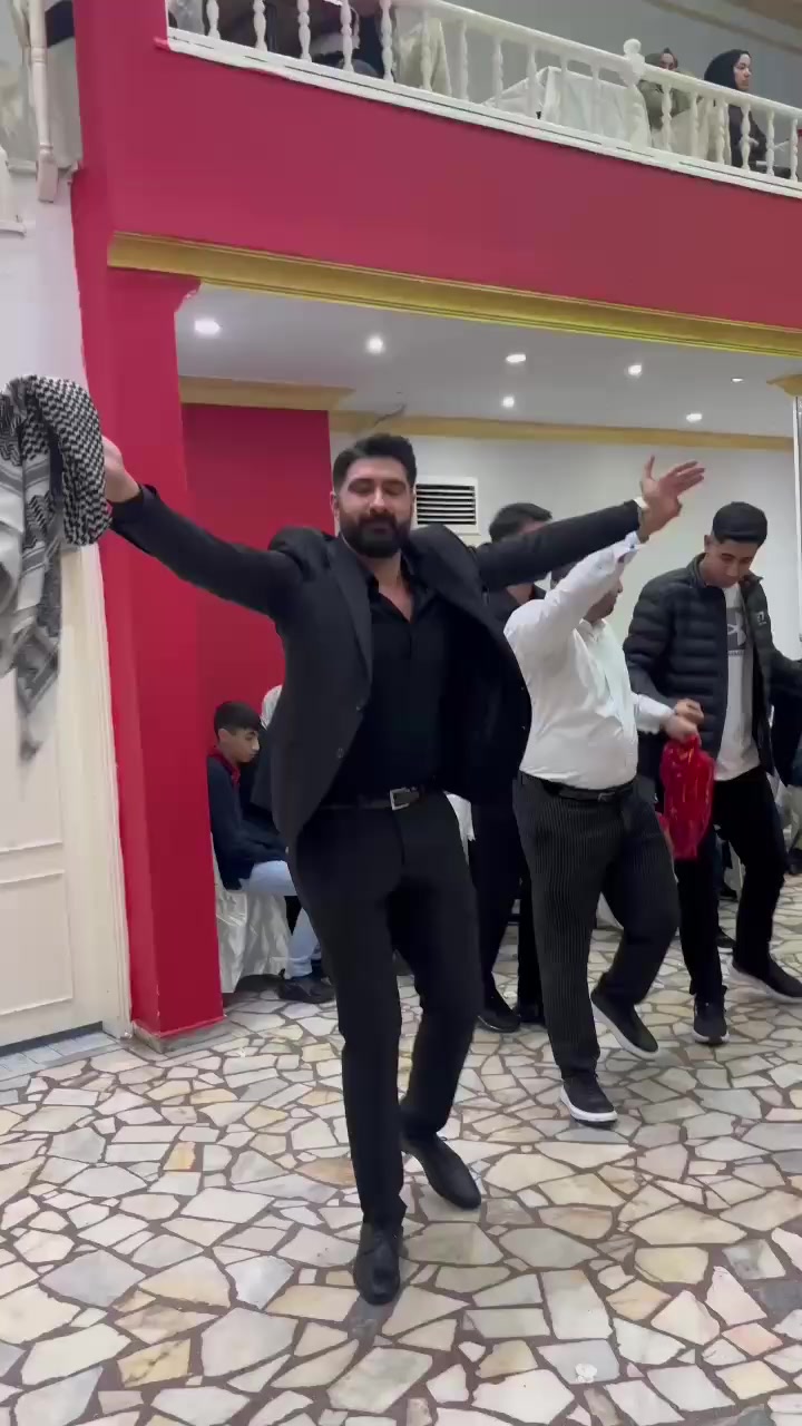 @Şeyhmus &Ouml;zel