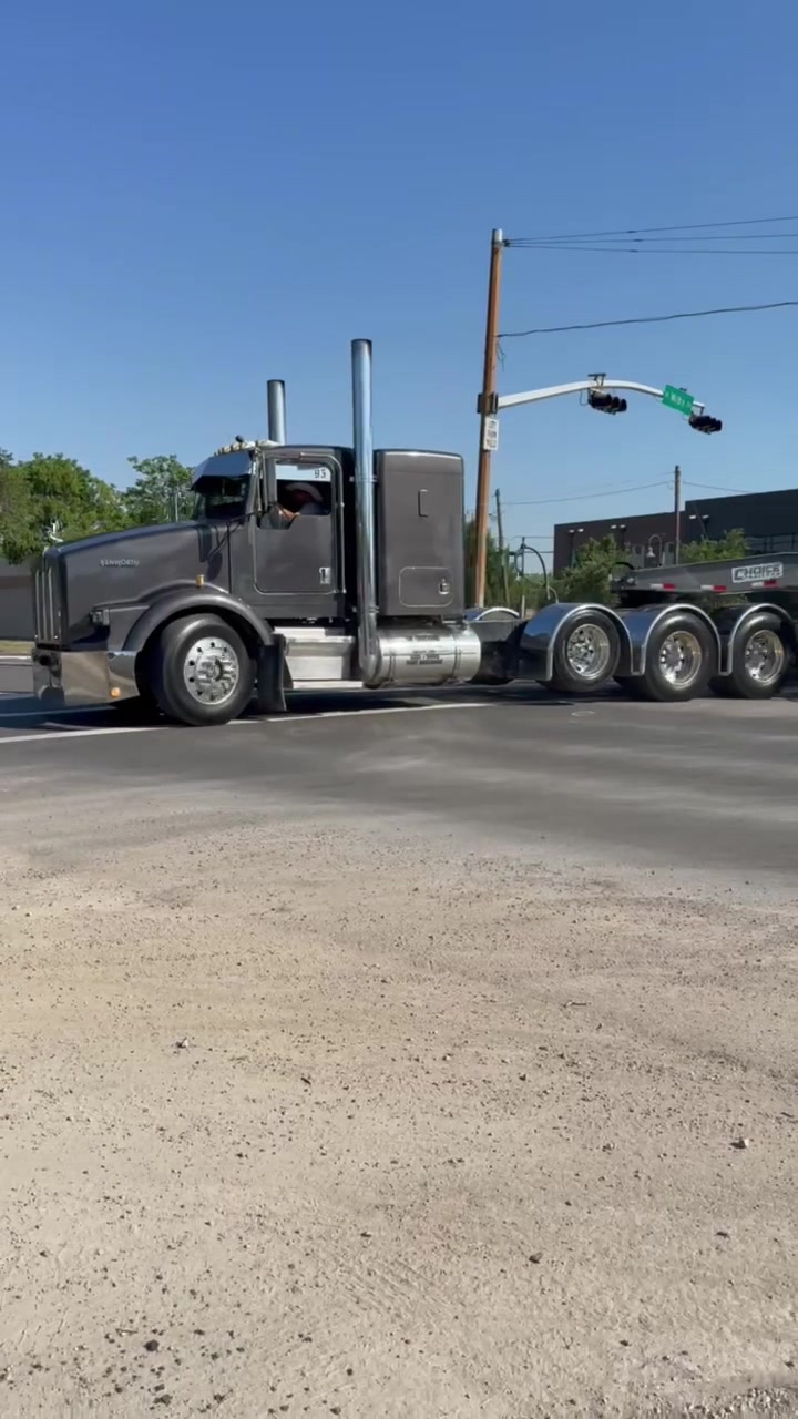 @Gr trucking & demolition LLC