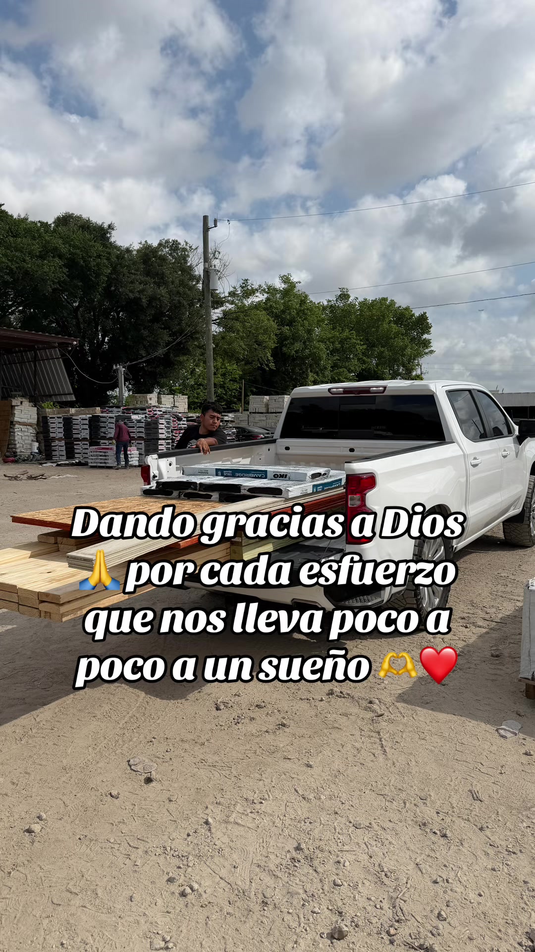 @Una familia mexicana🇲🇽