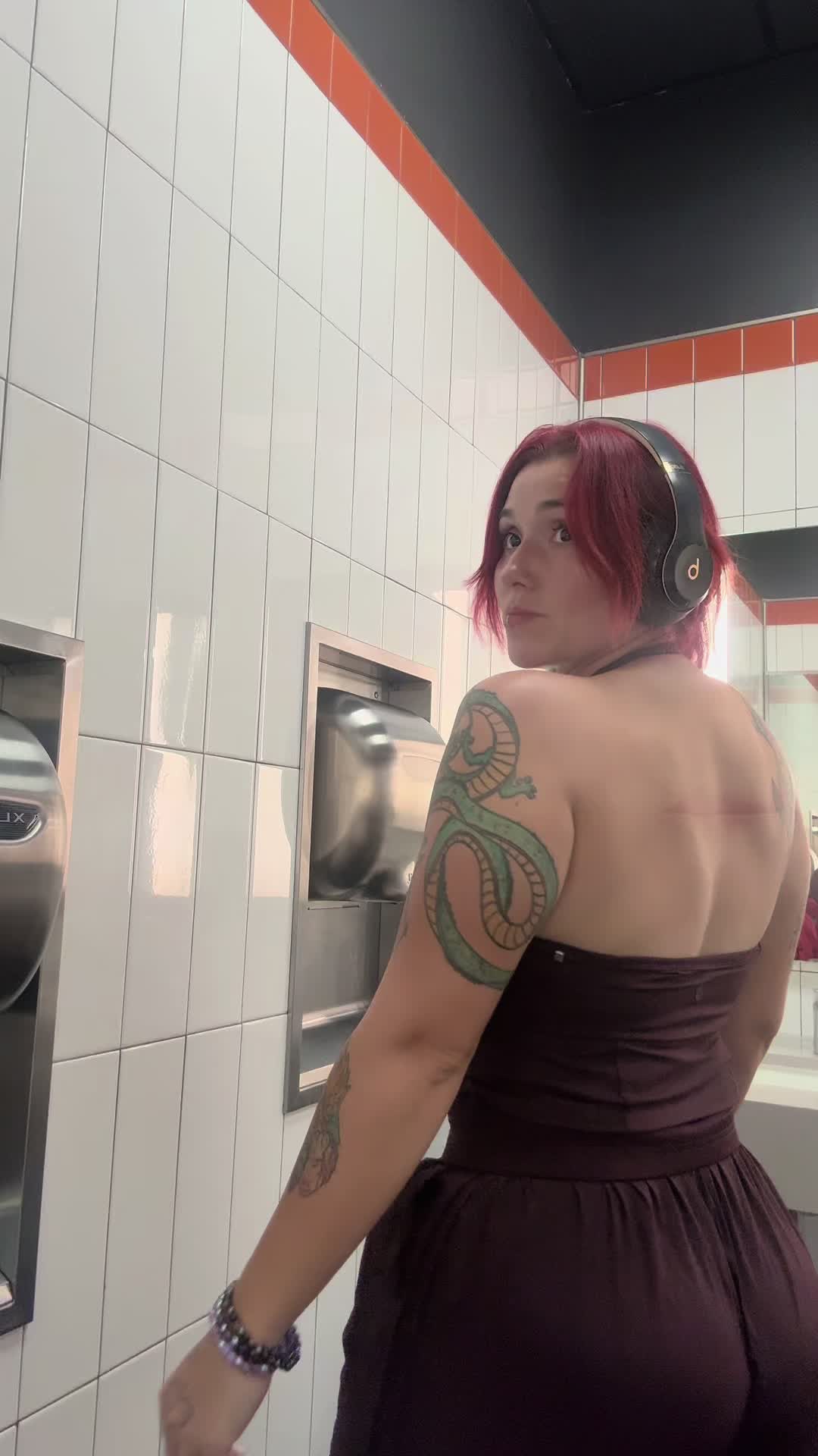 @Daniii