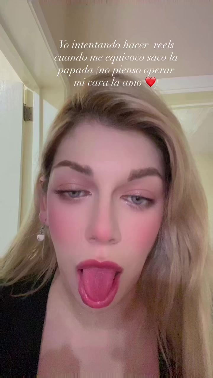@Valeria Rose