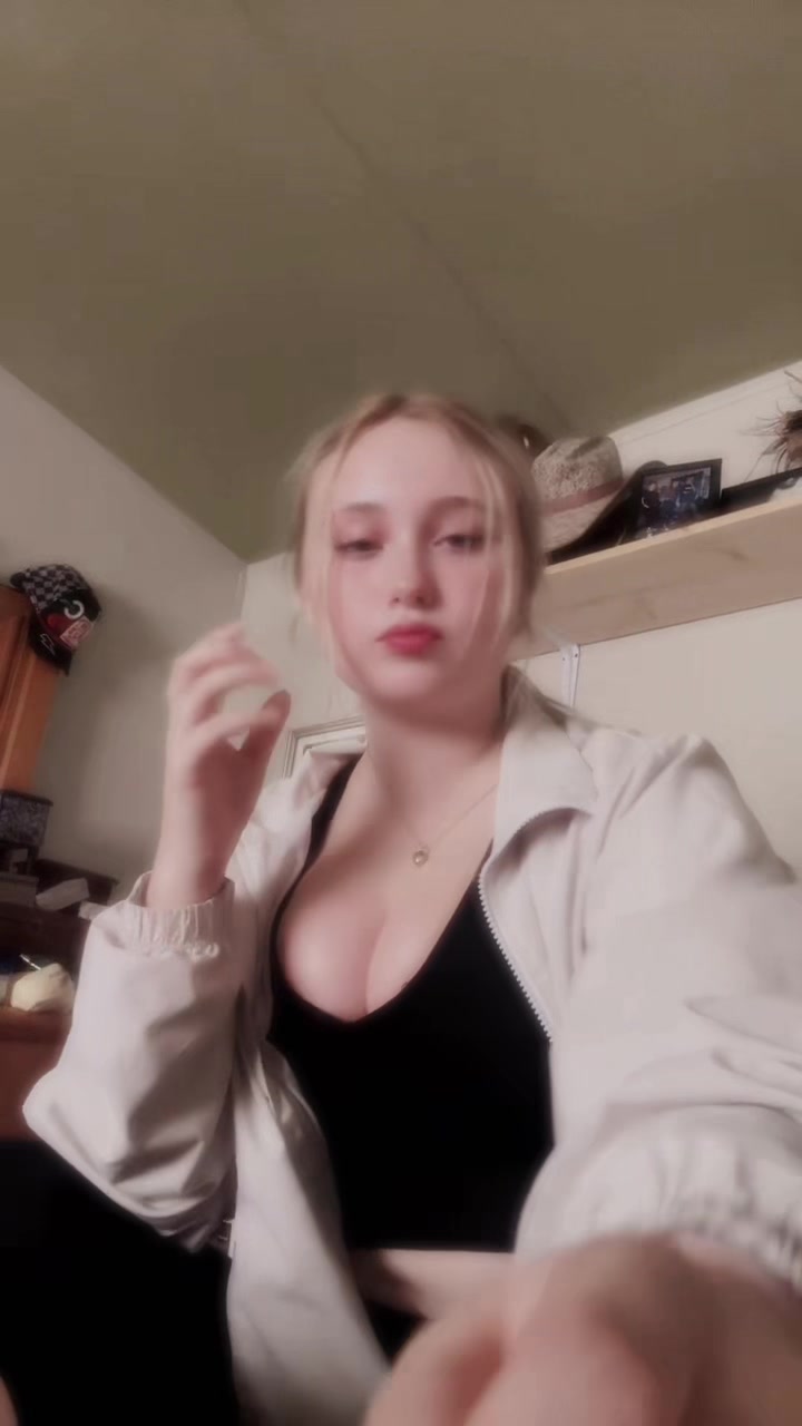 @Jezzibel