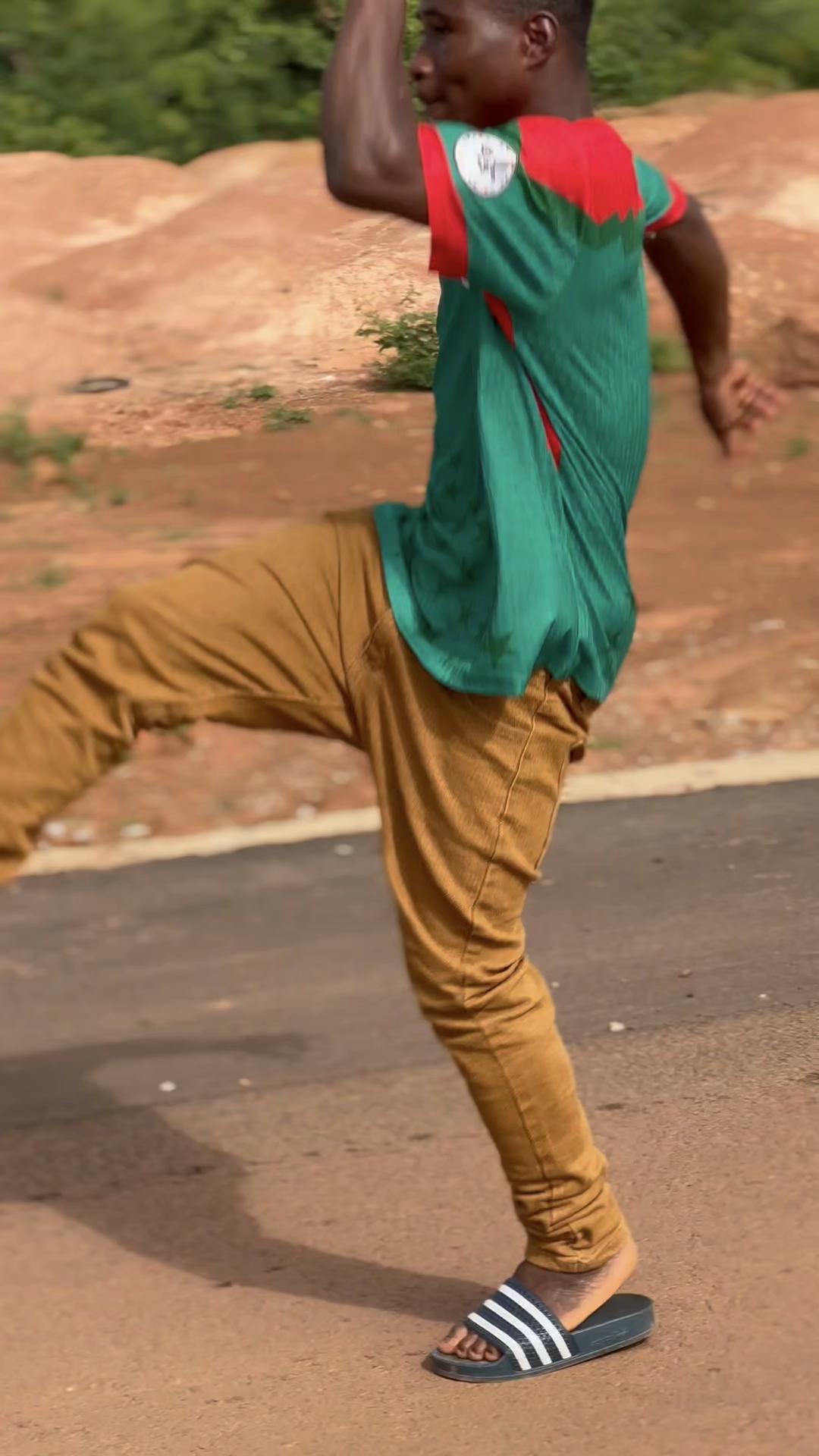 @KING D&Eacute;PUTE officiel☠️🇧🇫